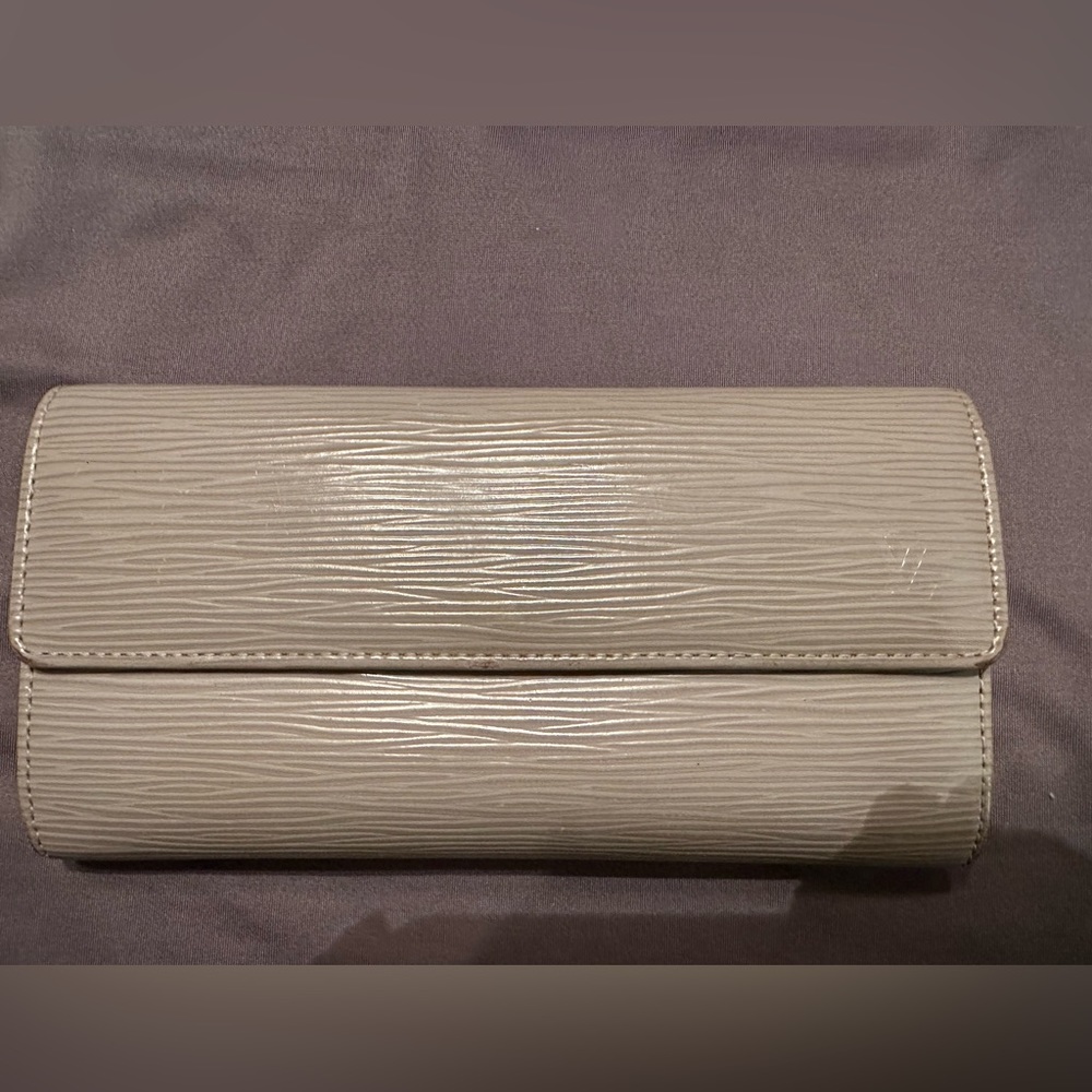 Louis Vuitton Epi Wallet